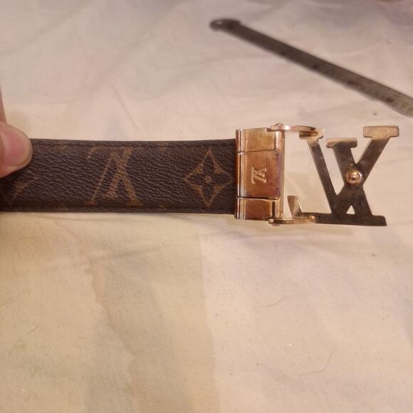 Louis Vuitton Belt 110cm With Box And Bag 44 In. Long 1 And 1/8 In. Wide - Picture 5 of 5